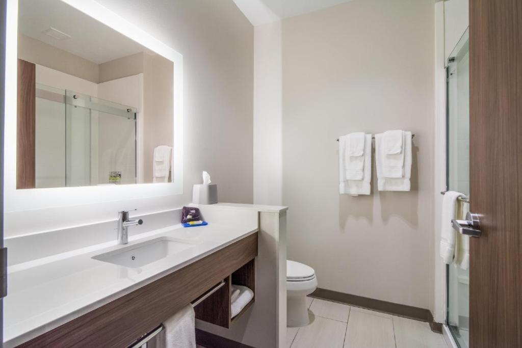 Holiday Inn Express & Suites - Asheboro By Ihg Екстериор снимка
